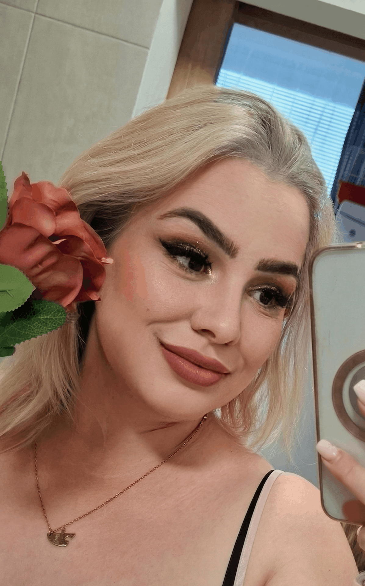 SHEGLAM Pink Ribbon Rose Blush